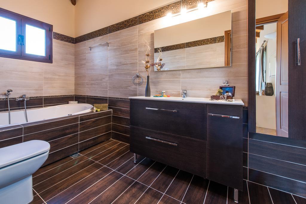 Villa Astarte - Kyveli Luxurious Private Gaitani