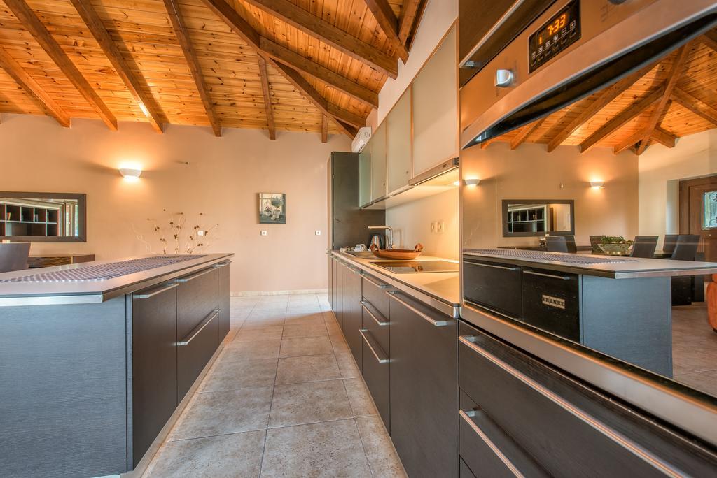 Astarte - Kyveli Luxurious Private